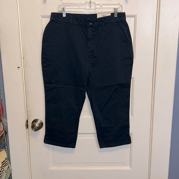 Style & Co Pants - Style&Co. capri straight